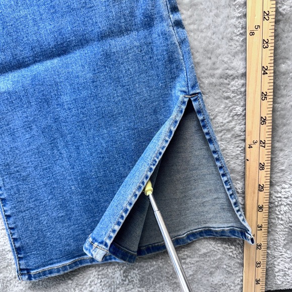 Wonderly High Rise Flare Jeans Womens 16 Blue Med Wash Side Slit Stretch Denim - Picture 9 of 14